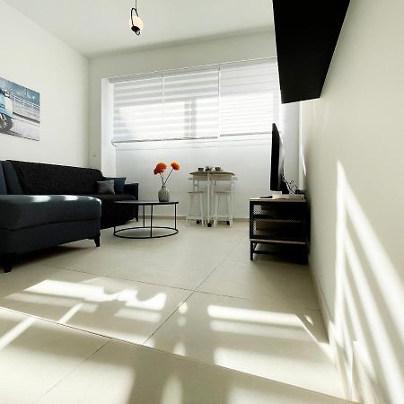 Apartament Soho Cozy 55Sqm Studio In Ateny Zewnętrze zdjęcie