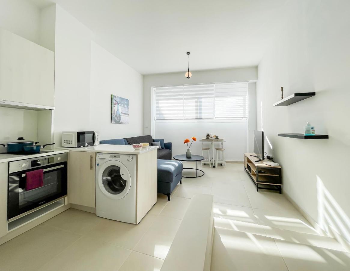 Apartament Soho Cozy 55Sqm Studio In Ateny Zewnętrze zdjęcie