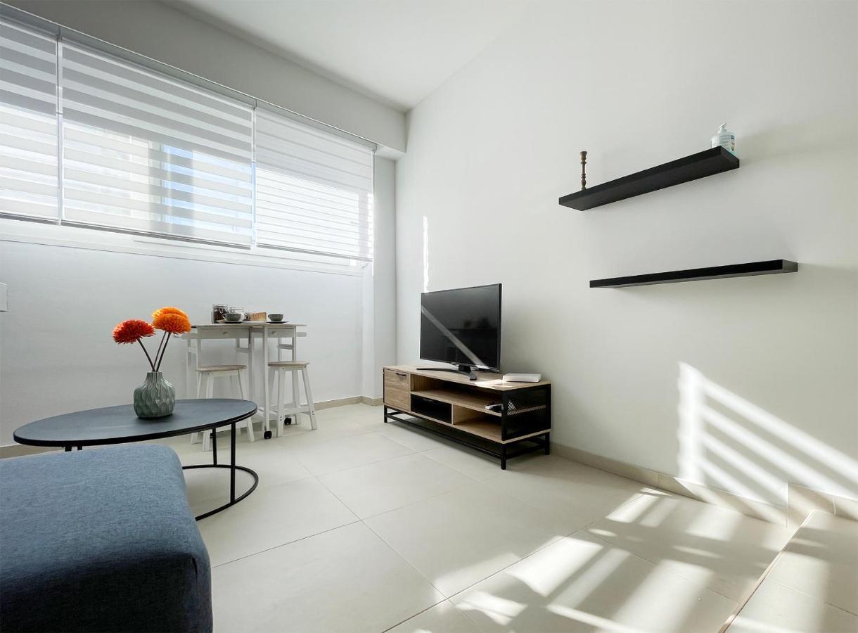 Apartament Soho Cozy 55Sqm Studio In Ateny Zewnętrze zdjęcie